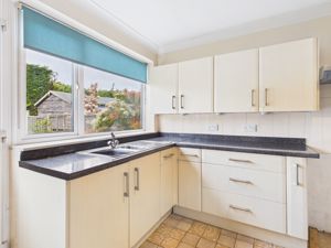 Kitchen- click for photo gallery